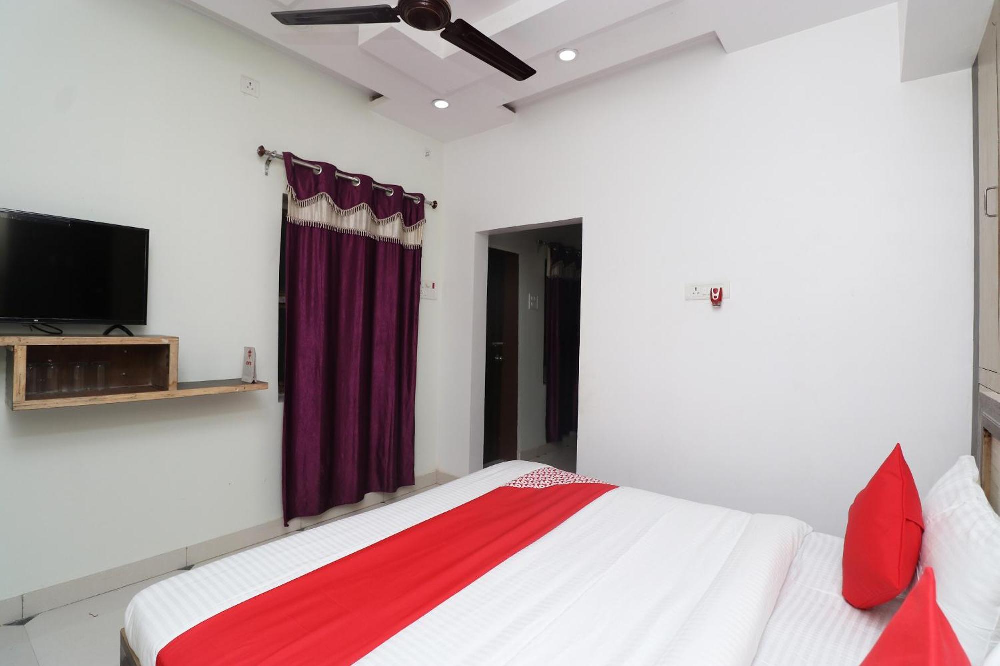 Hotel O Swastik Resort Colonelganj ภายนอก รูปภาพ