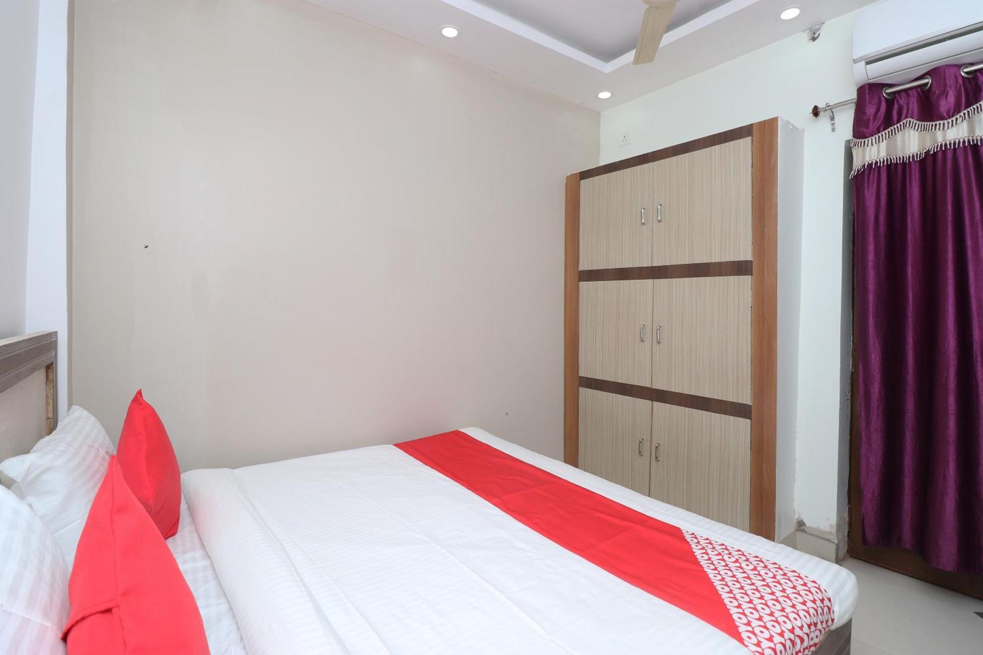 Hotel O Swastik Resort Colonelganj ภายนอก รูปภาพ