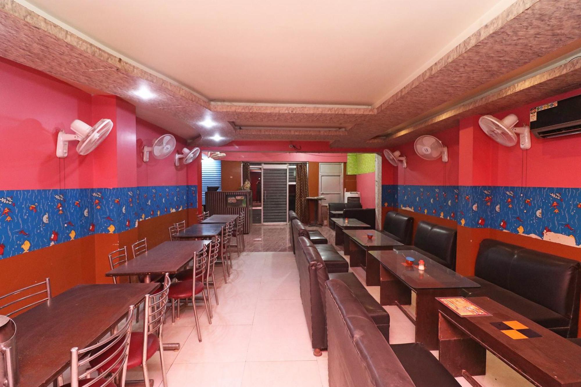 Hotel O Swastik Resort Colonelganj ภายนอก รูปภาพ
