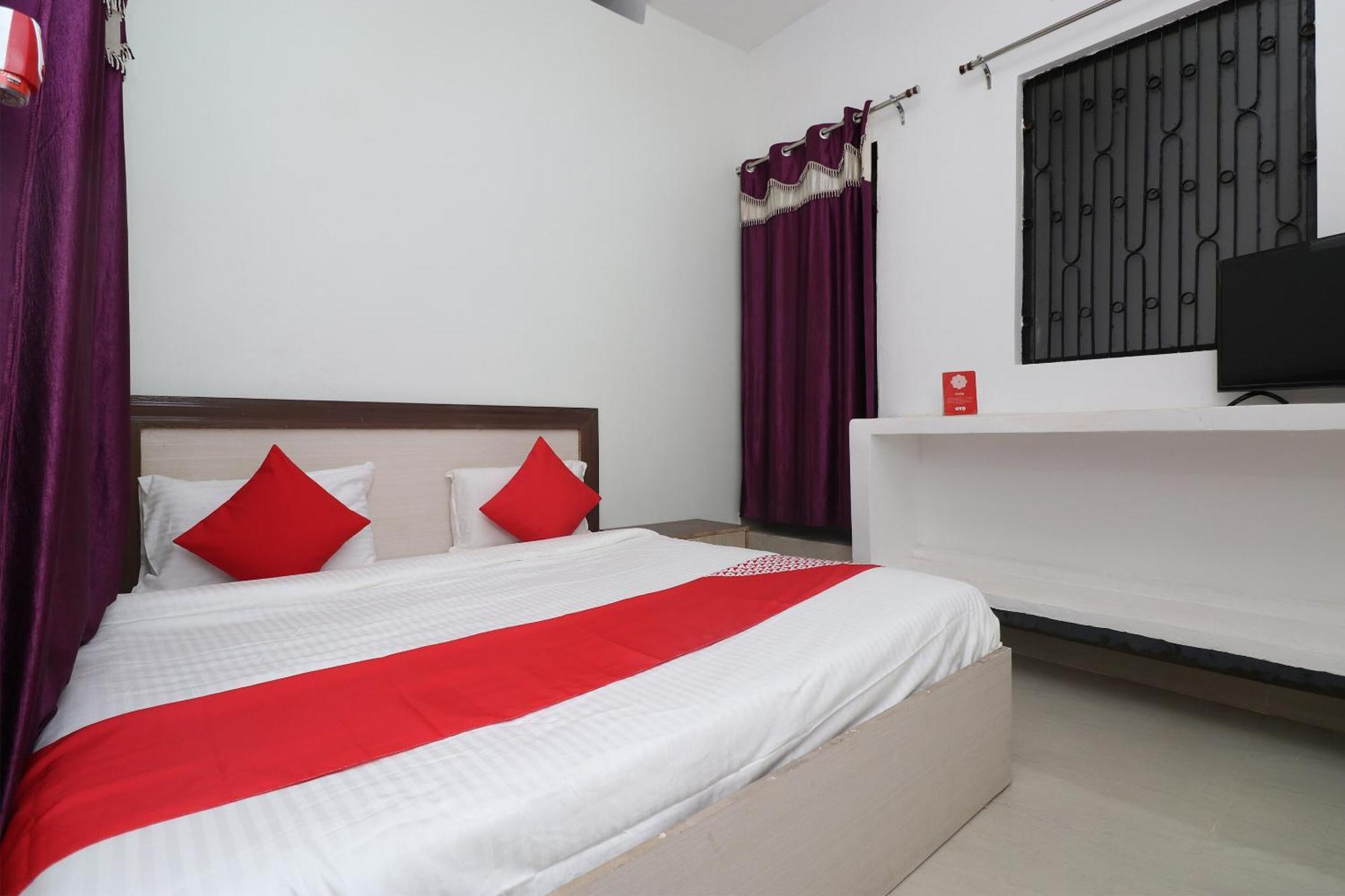 Hotel O Swastik Resort Colonelganj ภายนอก รูปภาพ